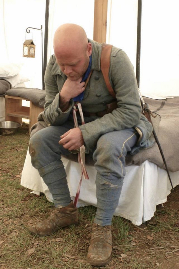Sdt. Bodin receives care at the Canadian field hospital, November 2014.