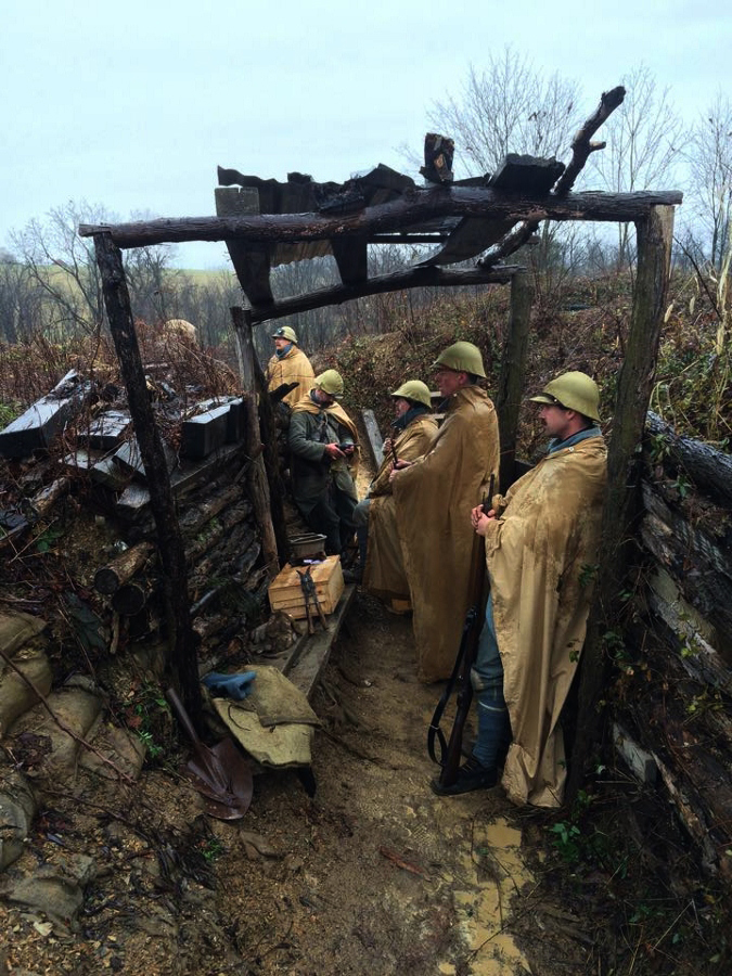 The 151e RI in their first-line trench, December 2014